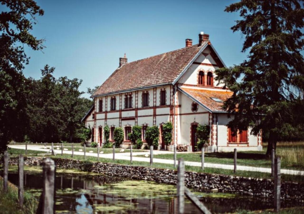 הוילה Ambillou Domaine De La Trigaliere מראה חיצוני תמונה